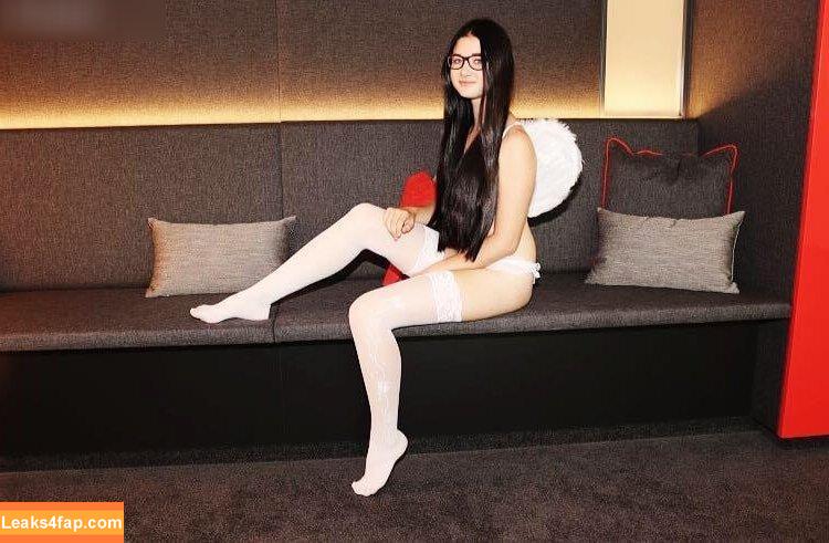 Prinzessin Irina Killerbraut / anikigirl777 / xi._xiiiina leaked photo photo #0159