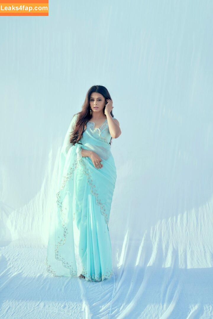 Priyamani / pillumani leaked photo photo #0001