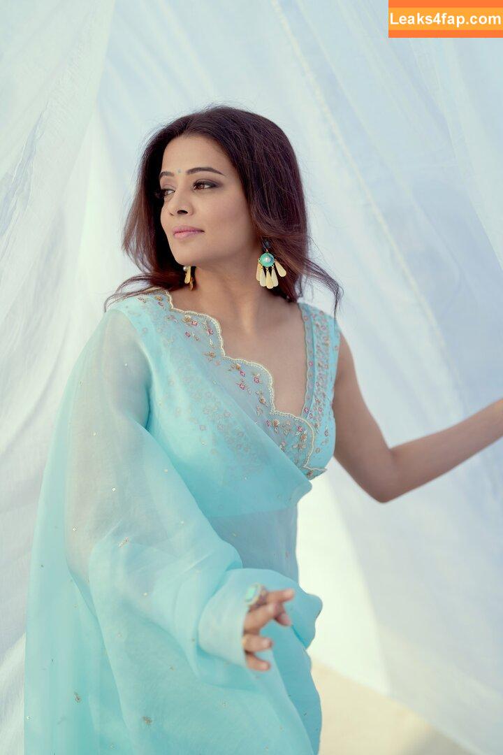 Priyamani / pillumani leaked photo photo #0002