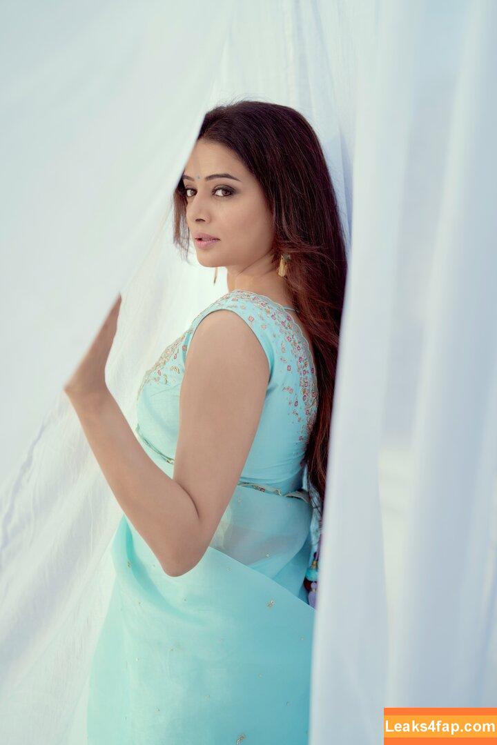 Priyamani / pillumani leaked photo photo #0003