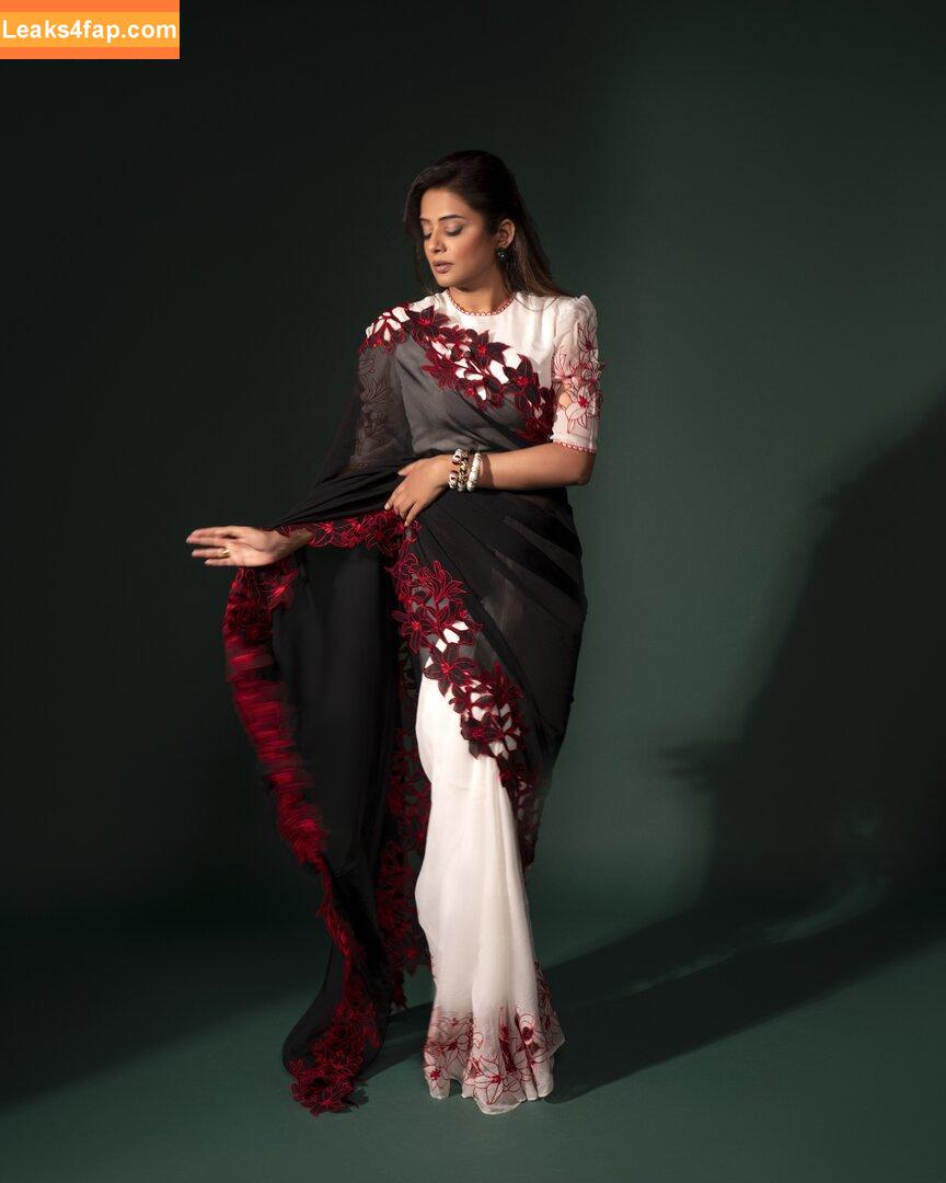 Priyamani / pillumani leaked photo photo #0008
