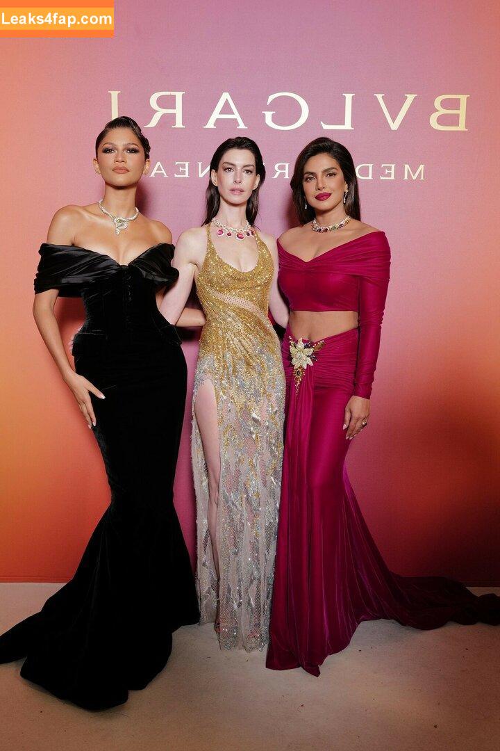 Priyanka Chopra / officialsherlynchopra / priyankachopra слитое фото фото #0085