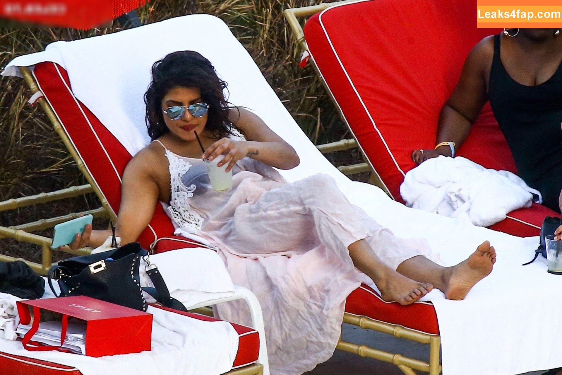 Priyanka Chopra / officialsherlynchopra / priyankachopra leaked photo photo #0394