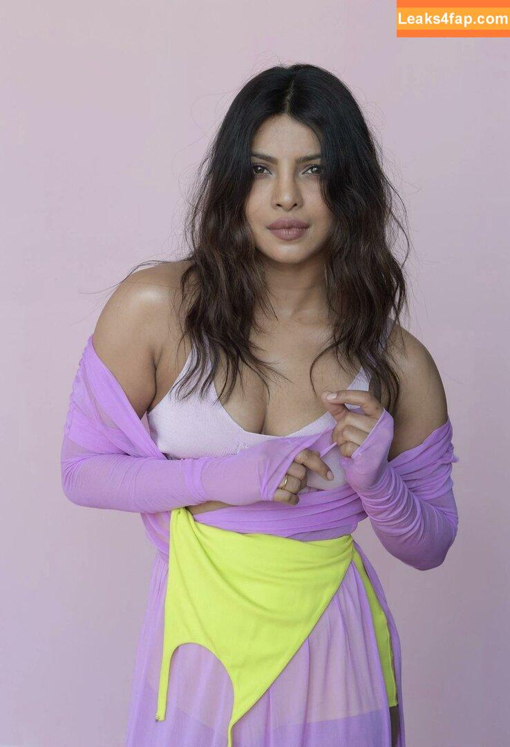 Priyanka Chopra / officialsherlynchopra / priyankachopra слитое фото фото #0460