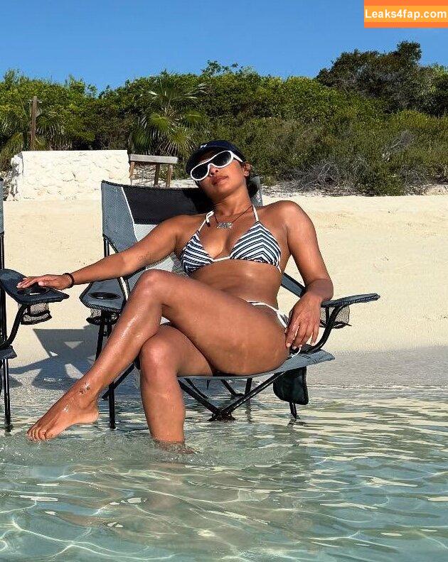 Priyanka Chopra / officialsherlynchopra / priyankachopra leaked photo photo #0510