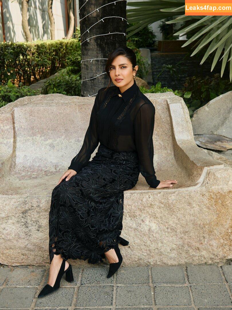 Priyanka Chopra / officialsherlynchopra / priyankachopra leaked photo photo #0516