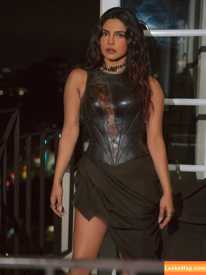 Priyanka Chopra / priyankachopra leaked photo photo #0536