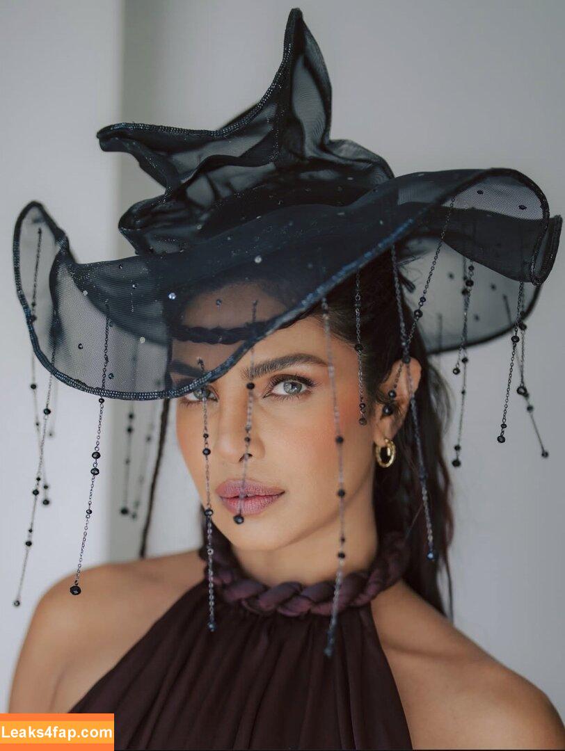 Priyanka Chopra / priyankachopra leaked photo photo #0538