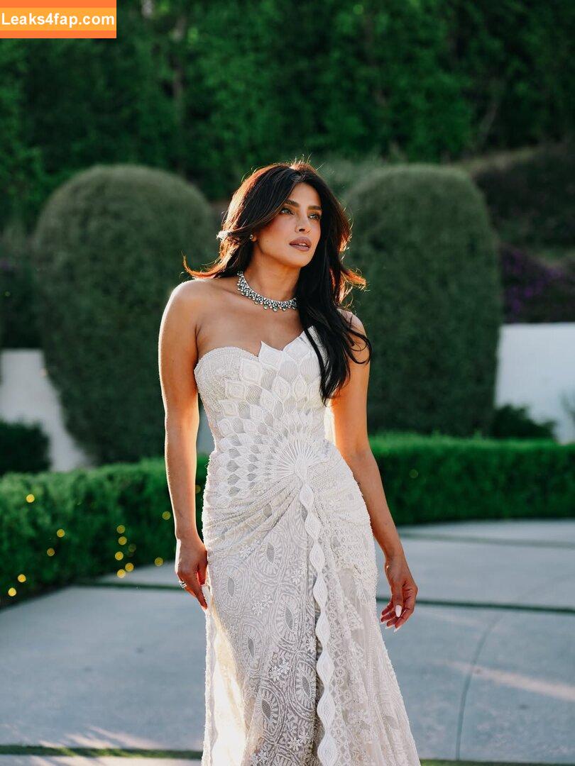 Priyanka Chopra / officialsherlynchopra / priyankachopra leaked photo photo #0552