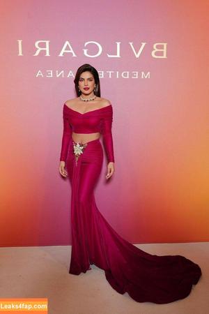 Priyanka Chopra photo #0083