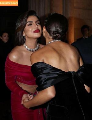 Priyanka Chopra photo #0090