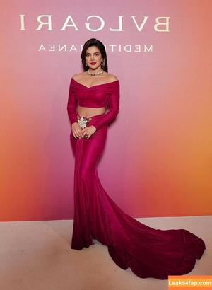 Priyanka Chopra photo #0092