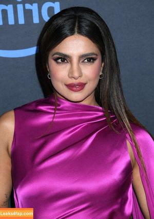 Priyanka Chopra photo #0146