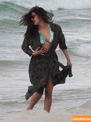 Priyanka Chopra photo #0166