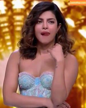 Priyanka Chopra photo #0349