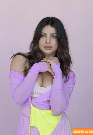 Priyanka Chopra photo #0451