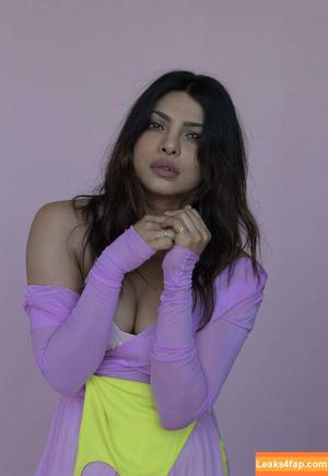 Priyanka Chopra photo #0452