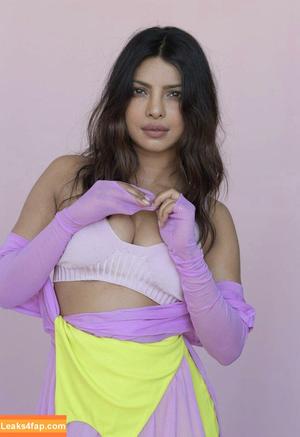 Priyanka Chopra photo #0453