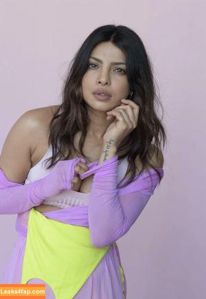 Priyanka Chopra photo #0455