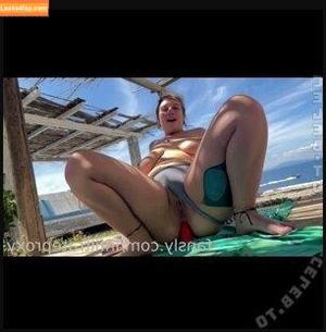 Proxy Paige photo #0690