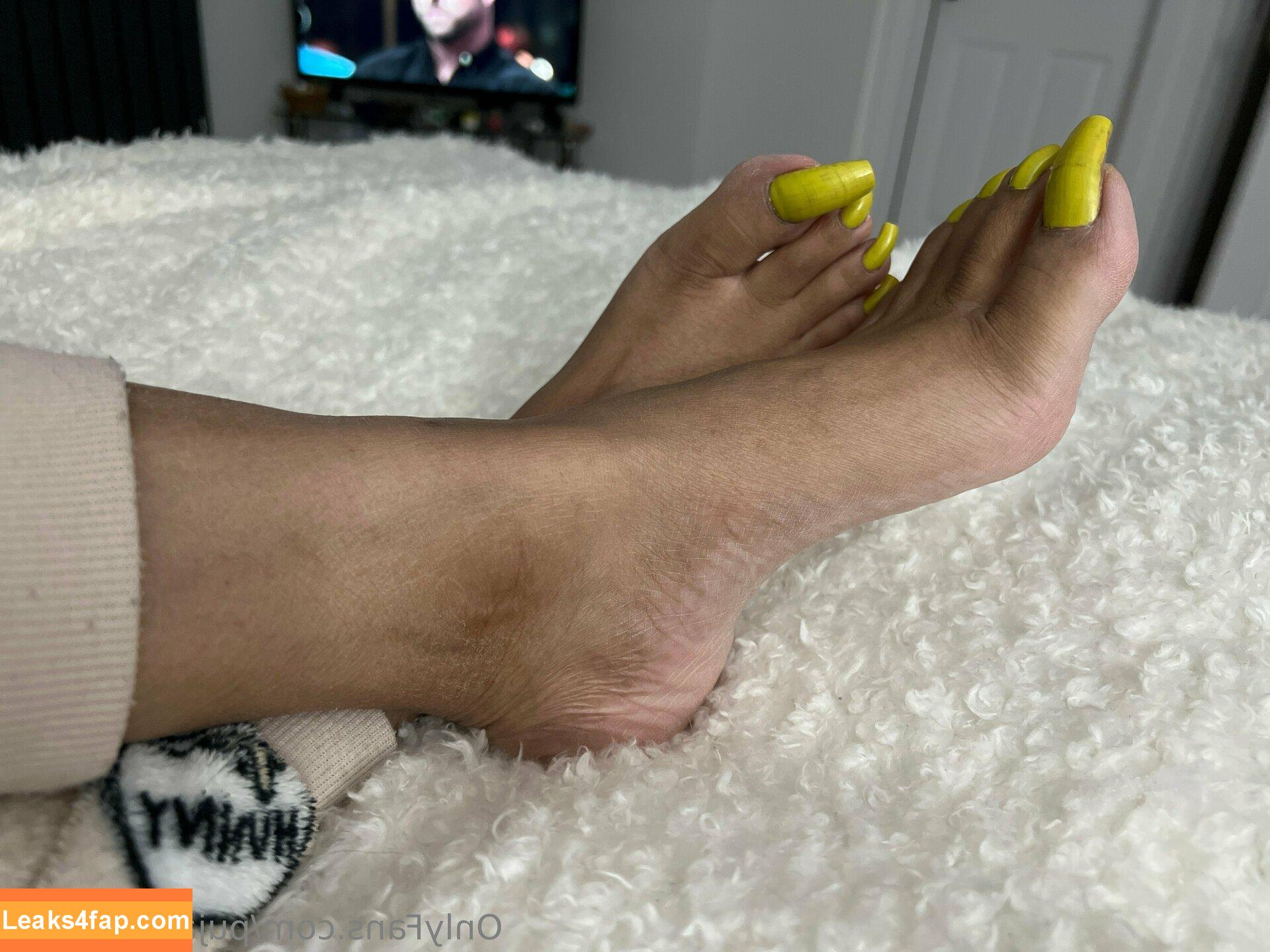 pujaprettyfeet /  leaked photo photo #0054