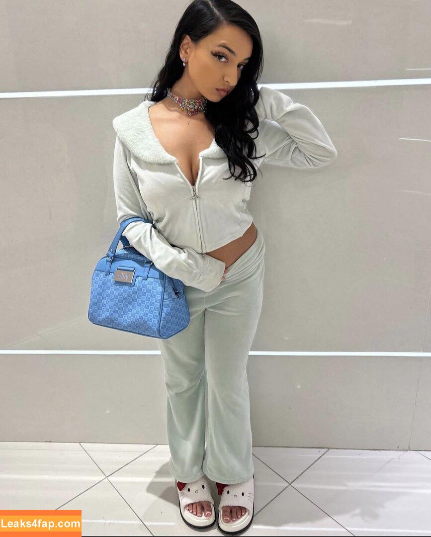 pureflesh / akilla_kitty / all3y_kat leaked photo photo #0076