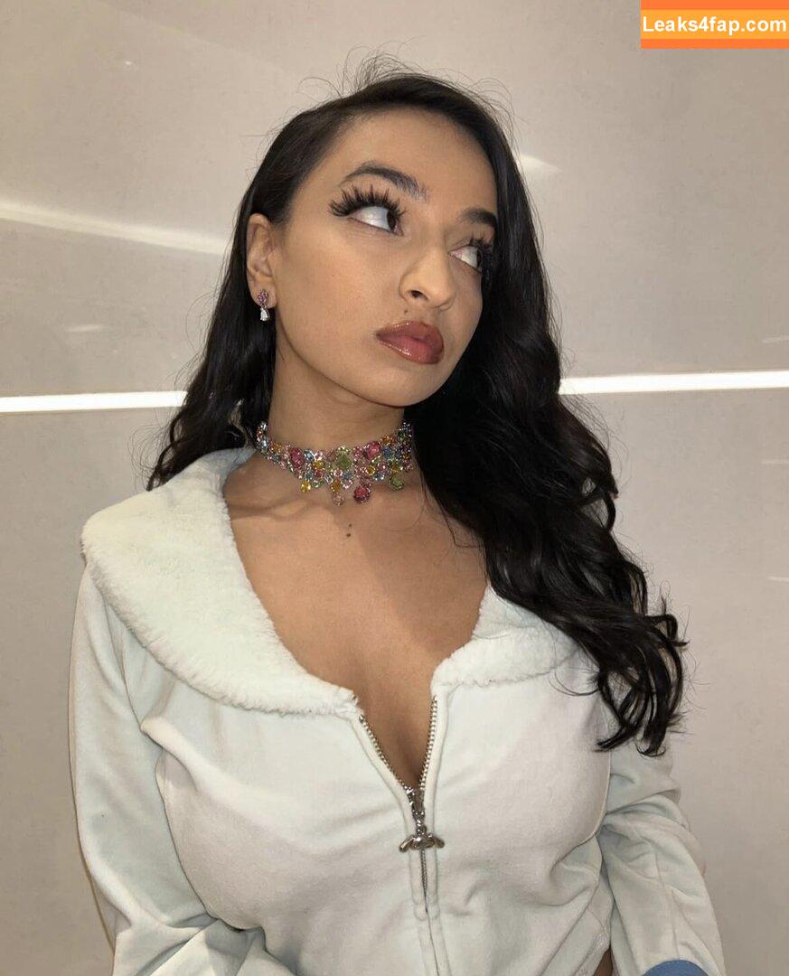 pureflesh / akilla_kitty / all3y_kat leaked photo photo #0079