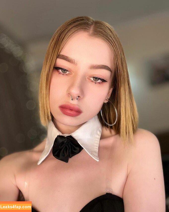 purple_bitch / greatpurplebitch / itspurplebitch / lure_lady leaked photo photo #0636