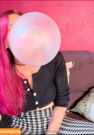 purplestorm_bubbles photo #0001