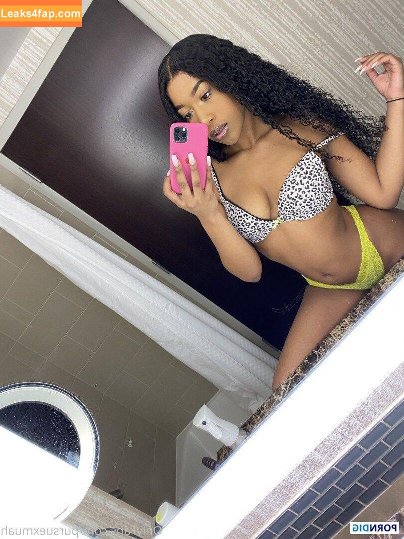 pursuexmuah /  leaked photo photo #0010