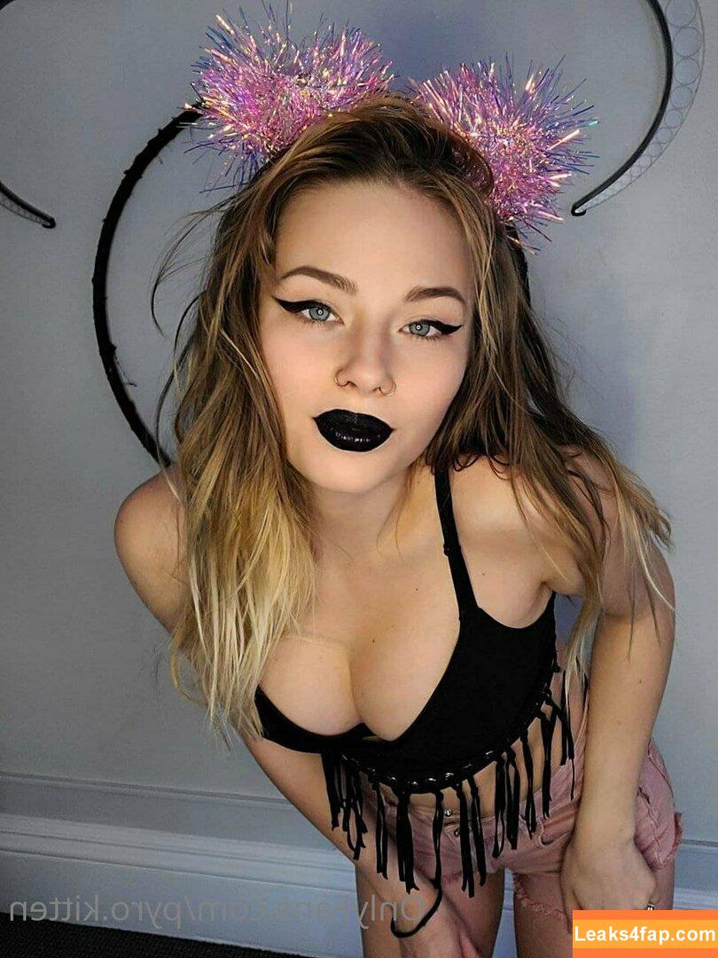 Pyro Kitten / its_pyro_kitten / pyro.kitten / pyrokitten leaked photo photo #0214