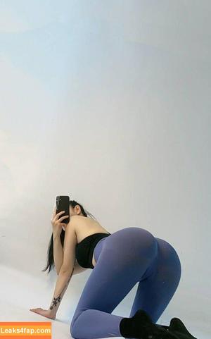 俏妞qiaoniuTT photo #2297