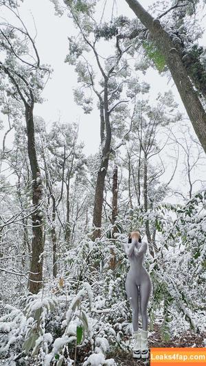 俏妞qiaoniuTT photo #3878