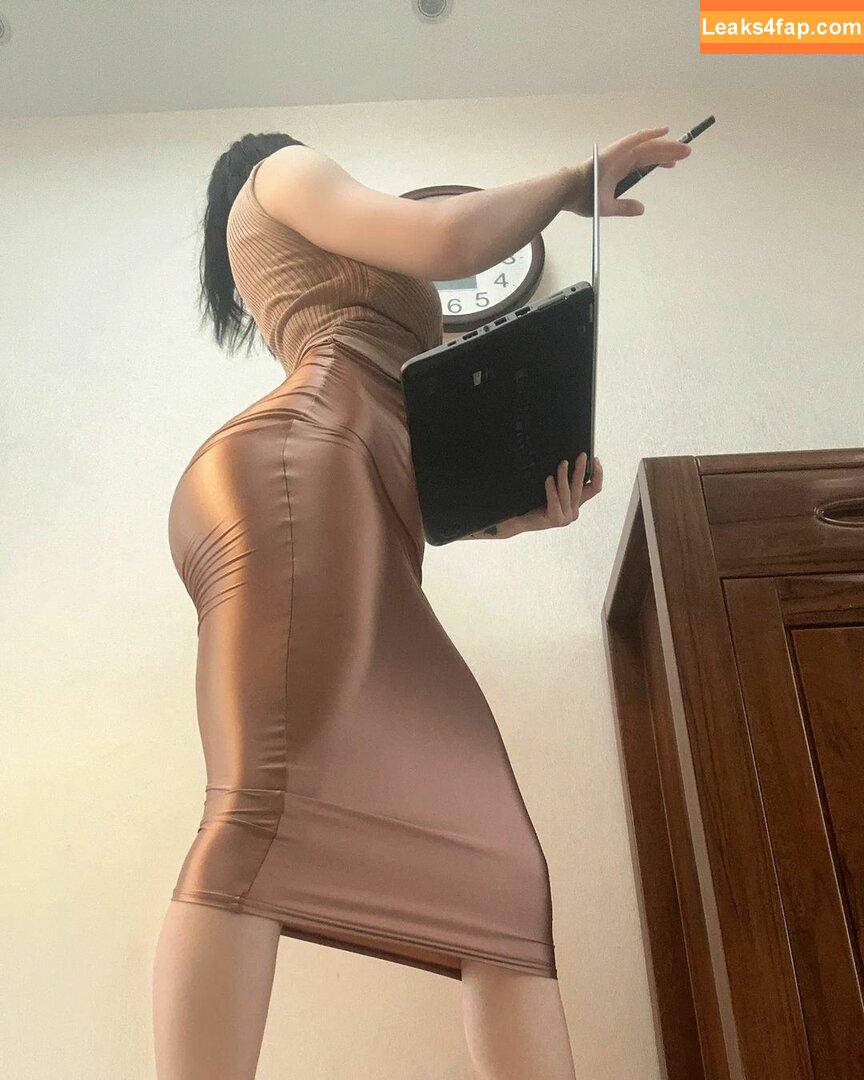 俏妞qiaoniuTT /  / Qiaoniu / QiaoniuTT / https: / qiaoniu_tt / 俏妞qiaoniu leaked photo photo #4238