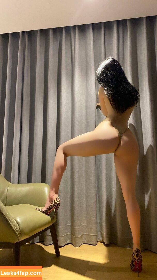 俏妞qiaoniuTT /  / Qiaoniu / QiaoniuTT / https: / qiaoniu_tt / 俏妞qiaoniu leaked photo photo #4281