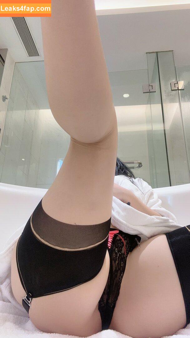 俏妞qiaoniuTT /  / Qiaoniu / QiaoniuTT / https: / qiaoniu_tt / 俏妞qiaoniu leaked photo photo #4297
