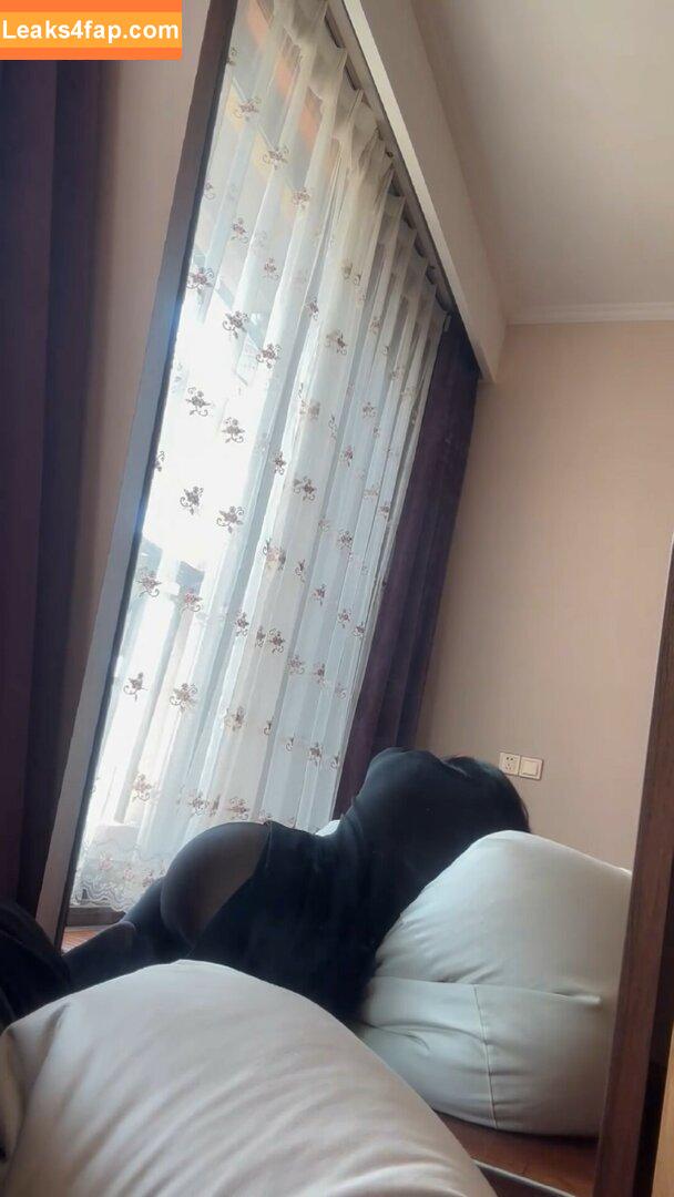 俏妞qiaoniuTT /  / Qiaoniu / QiaoniuTT / https: / qiaoniu_tt / 俏妞qiaoniu leaked photo photo #4496