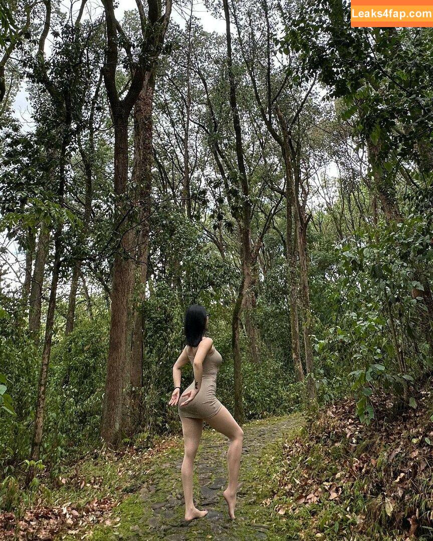 俏妞qiaoniuTT /  / Qiaoniu / QiaoniuTT / https: / 俏妞qiaoniu leaked photo photo #4737