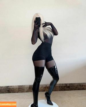 俏妞qiaoniuTT photo #4032