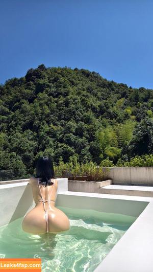 俏妞qiaoniuTT photo #4774