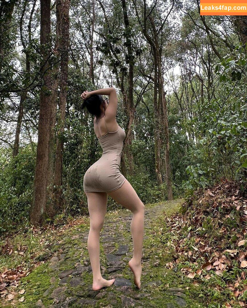 俏妞qiaoniuTT /  / Qiaoniu / QiaoniuTT / https: / 俏妞qiaoniu слитое фото фото #5237