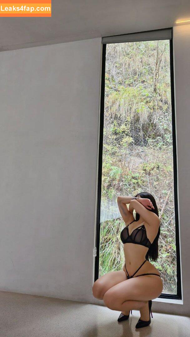 俏妞qiaoniuTT /  / Qiaoniu / QiaoniuTT / https: / 俏妞qiaoniu leaked photo photo #5302