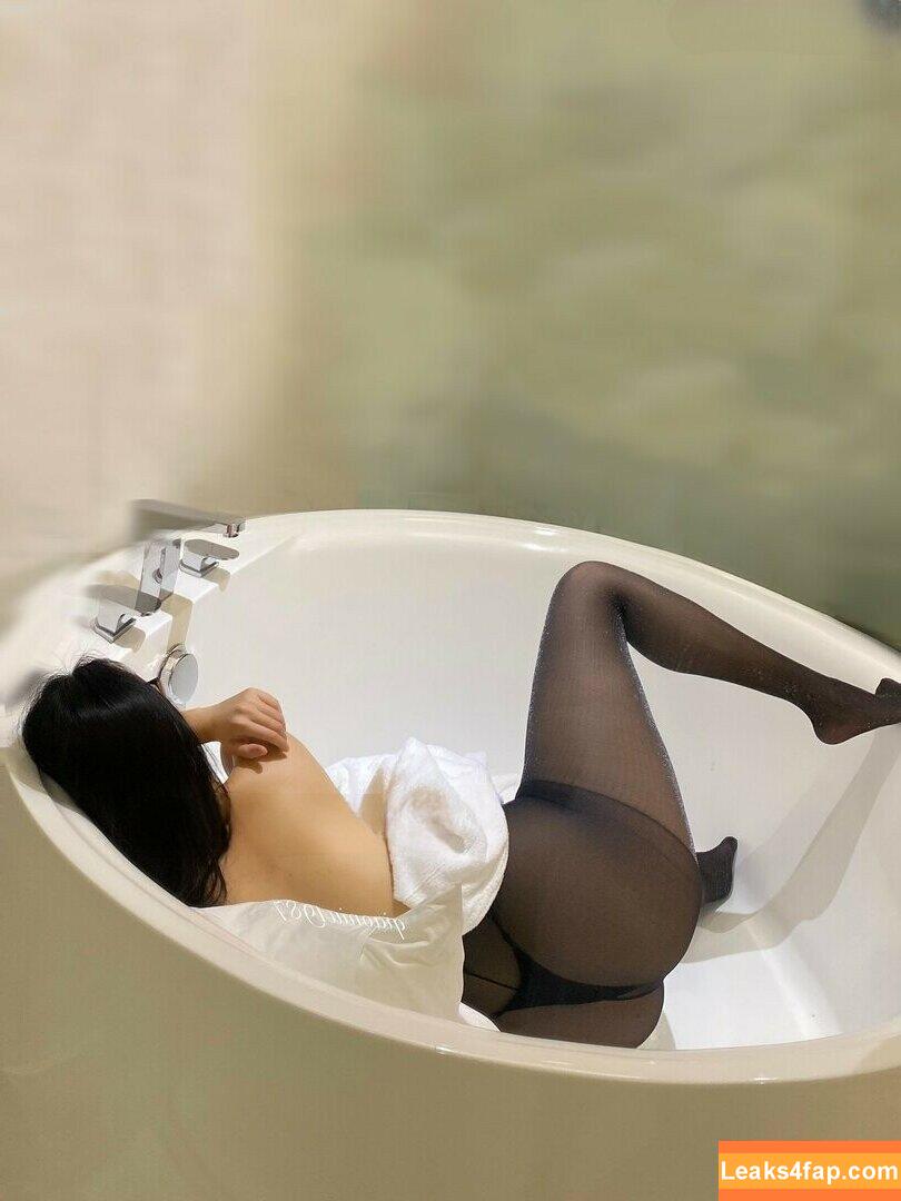 俏妞qiaoniuTT /  / Qiaoniu / QiaoniuTT / https: / 俏妞qiaoniu leaked photo photo #5315