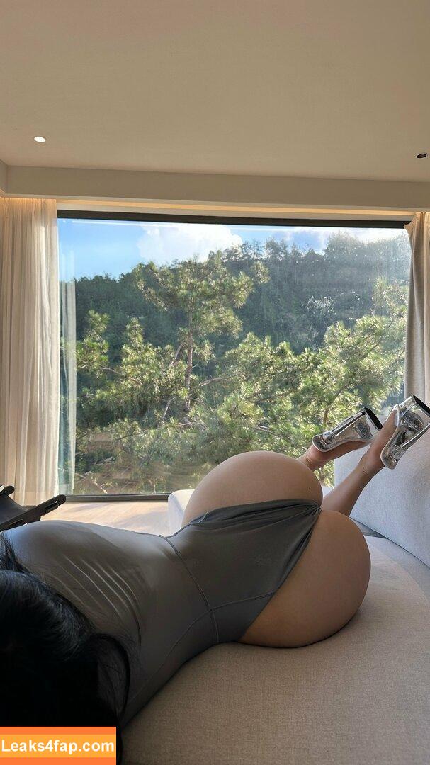 俏妞qiaoniuTT /  / Qiaoniu / QiaoniuTT / https: / 俏妞qiaoniu leaked photo photo #5382