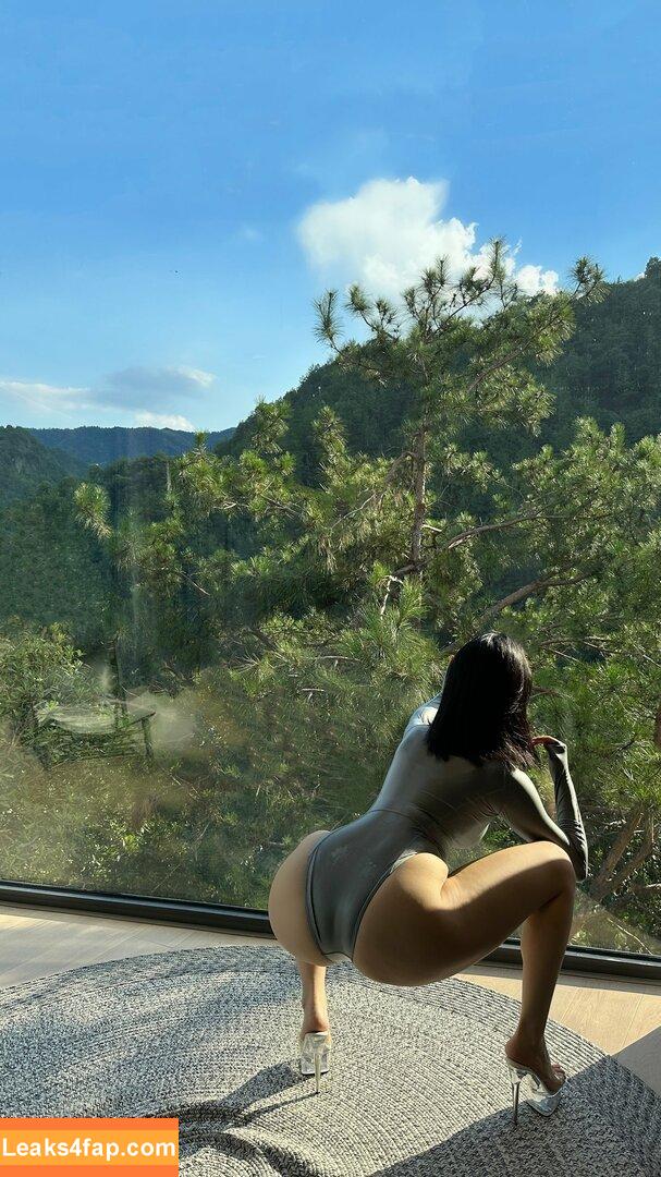 俏妞qiaoniuTT /  / Qiaoniu / QiaoniuTT / https: / 俏妞qiaoniu leaked photo photo #5387