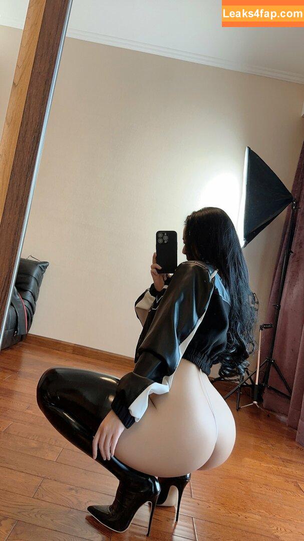 俏妞qiaoniuTT /  / Qiaoniu / QiaoniuTT / https: / 俏妞qiaoniu leaked photo photo #5705