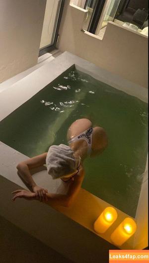 俏妞qiaoniuTT photo #5102