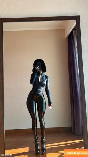 俏妞qiaoniuTT photo #5879