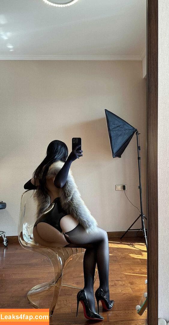 俏妞qiaoniuTT /  / Qiaoniu / QiaoniuTT / qiaoniu_tt / 俏妞qiaoniu leaked photo photo #6063