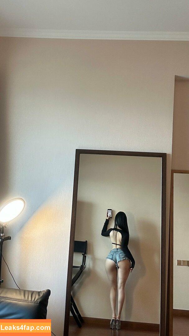 俏妞qiaoniuTT /  / Qiaoniu / QiaoniuTT / qiaoniu_tt / 俏妞qiaoniu leaked photo photo #6133
